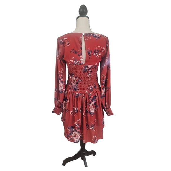 Floral Smocked Babydoll Dress - Picture 6 of 8